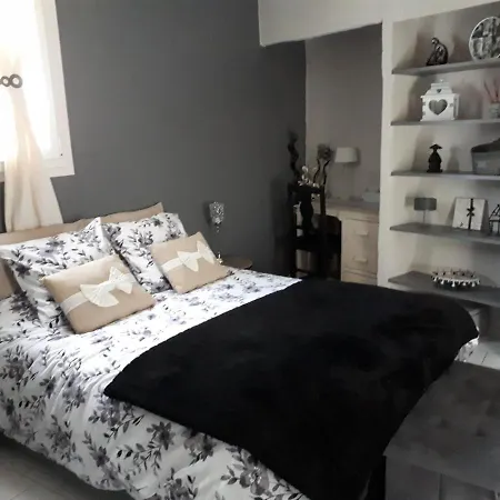 Les Mirabelles D'hotes 3*