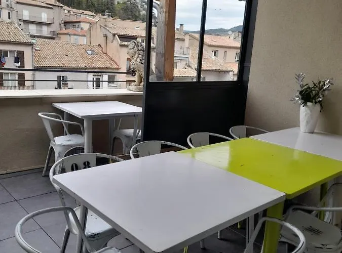 Les Mirabelles D'hotes B&B