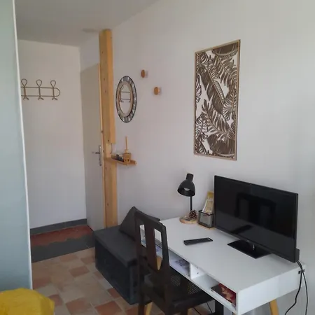 Les Mirabelles D'hotes Bed & Breakfast *