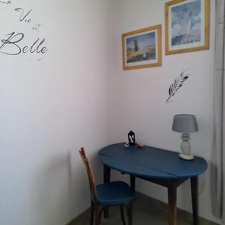 Les Mirabelles D'hotes B&B 시스트롱