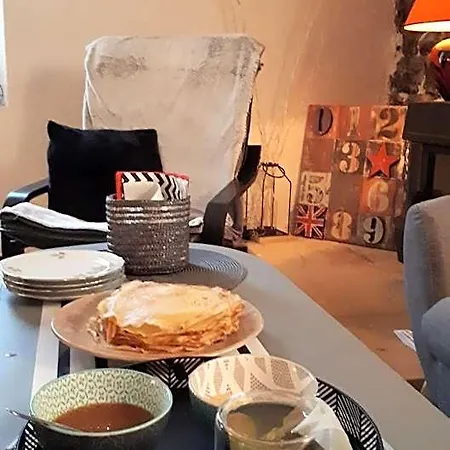 Nocleg ze śniadaniem Les Mirabelles D'hotes 3*