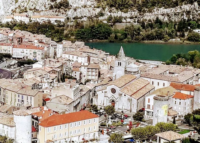 Les Mirabelles D'hôtes Couette-café